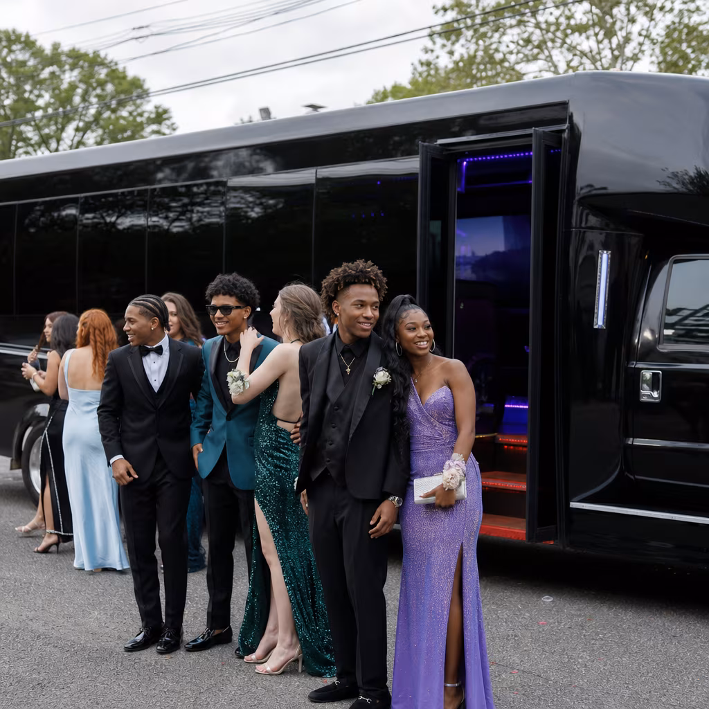 Indianapolis Prom Party Bus Rental
